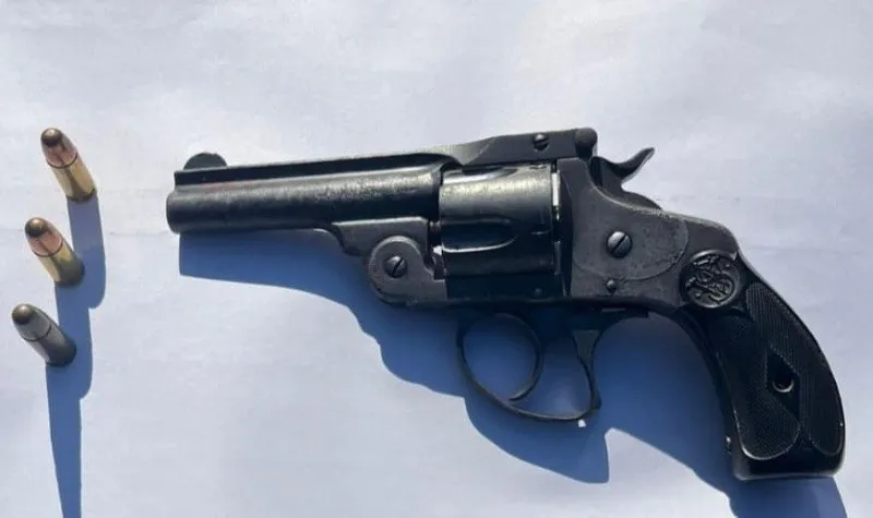 armas5.jpg_613118521