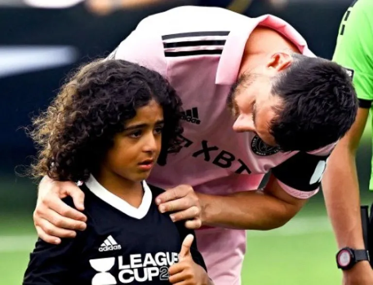 ad32e1661a8382bebc2450f74b1a9b3c_M