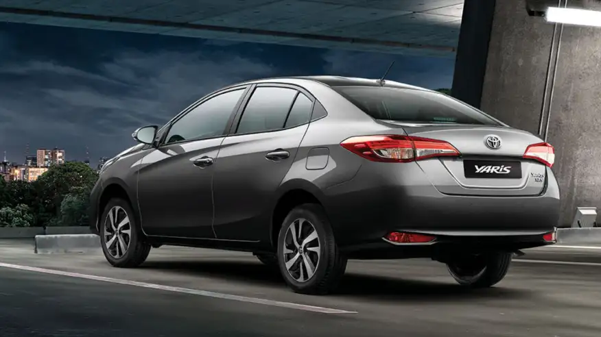 toyota-yaris 1