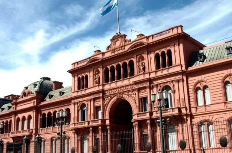 CASA-rosada-768x506