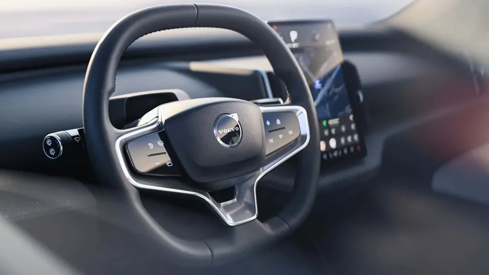 volvo ex30 5