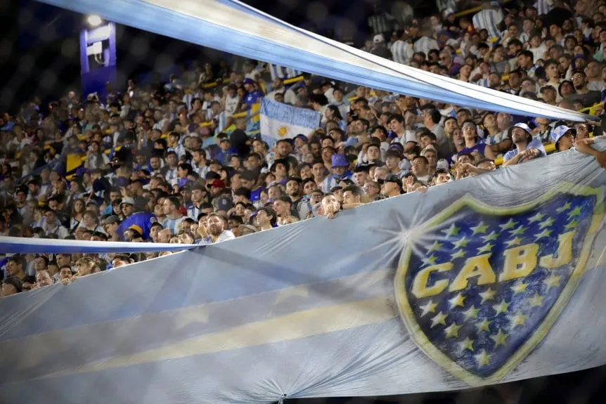 hinchas-argentina-bombonera_w862