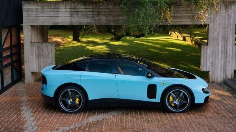 ferrari-luce 1