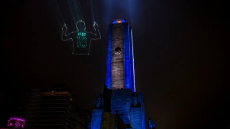 messi_luces_ok_1.jpg_1756841869