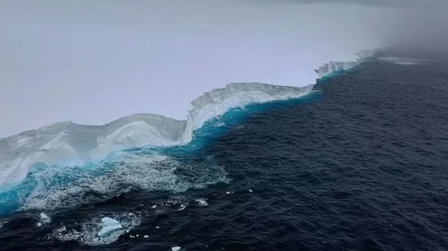 iceberg-a23a-1713040