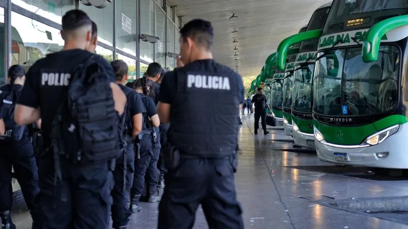 micro_policias_atacado.jpg_1756841869