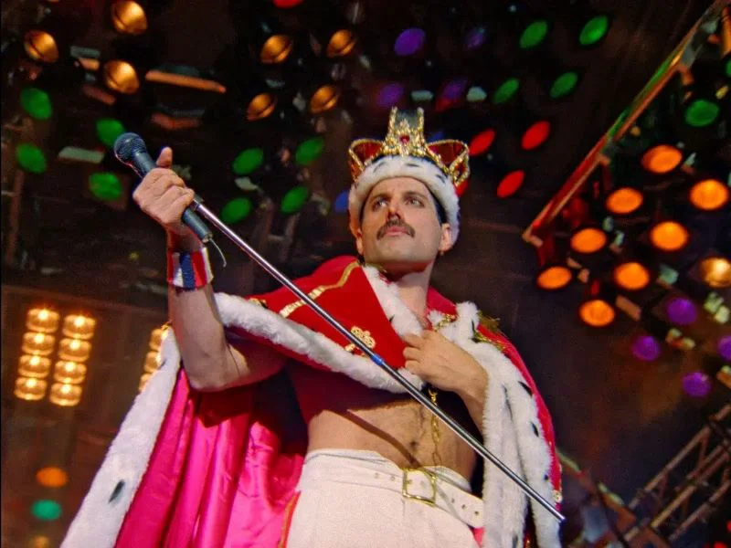 Courtesy-of-Sony-Music_Queen-Budapest-1
