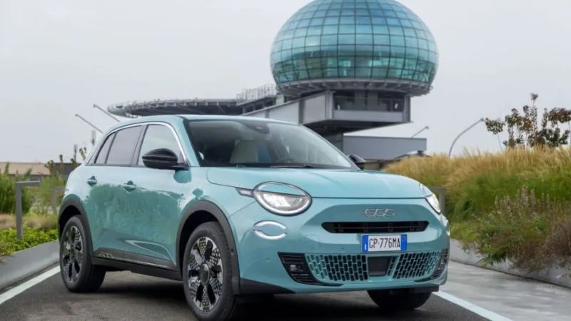 fiat-600-hybrid 1