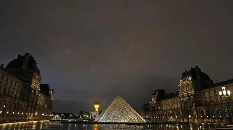 Louvre