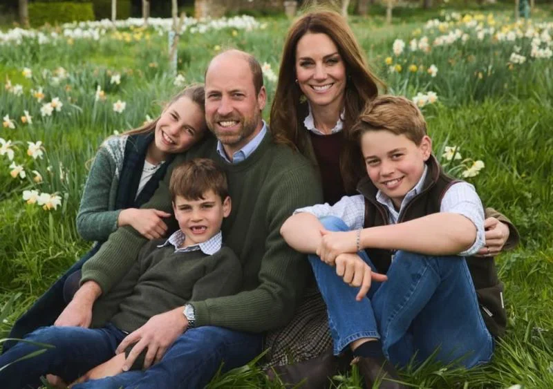 kate-middleton-principe-william-principe-george-princesa-charlotte-principe-louis