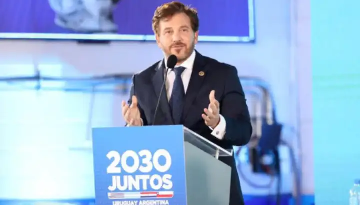 alejandro-dominguez-1667857