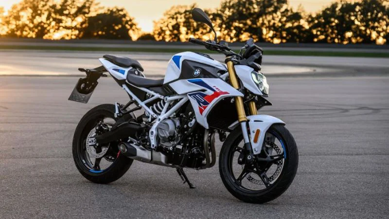 bmw-f-450-r-la-nueva-naked-ligera-de-48-cv-que-prepara-su-desembarco-en-latinoamerica-2