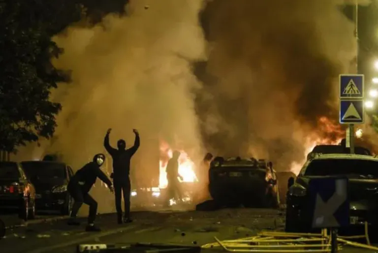 dc12493195194e641f9c7676a60bdbbf_M