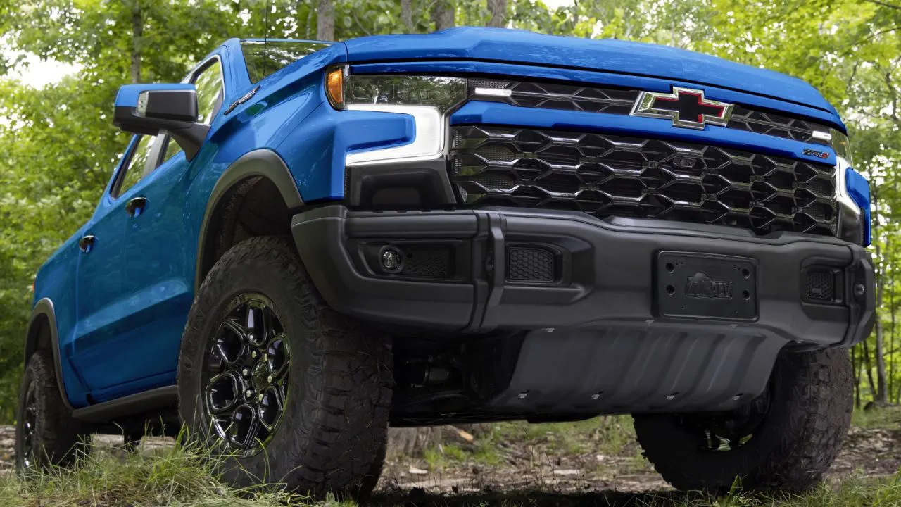 chevrolet-cheyenne-zr2-bison-2024-1732070