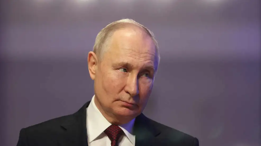 vladimir-putin-20231120-1702659