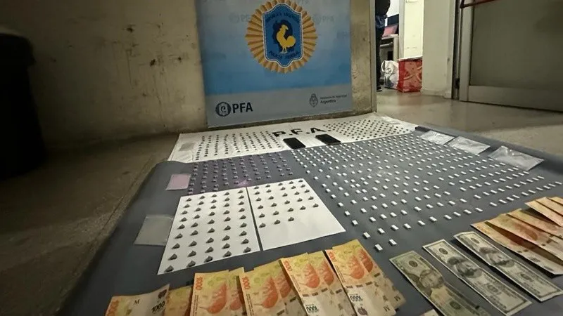 extasis.jpg_1756841869