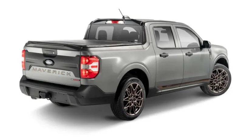ford-maverick 2