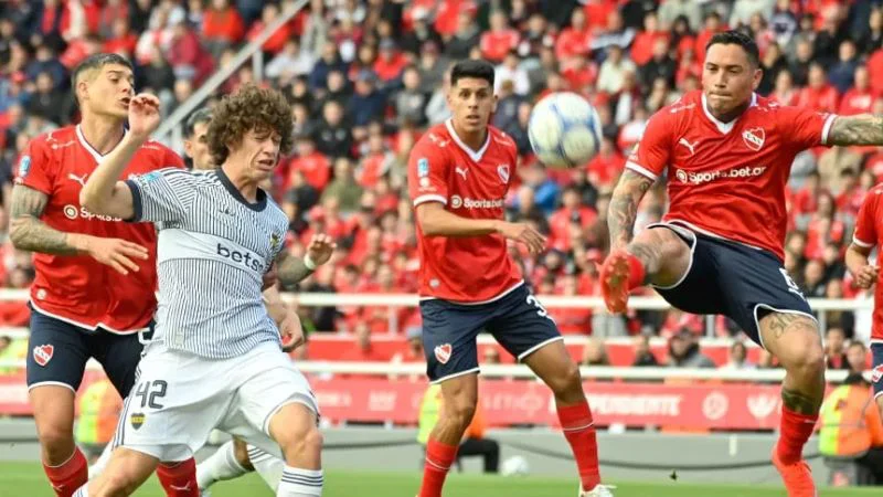 independiente-y-boca-juegan-un-partido-parejo-en-avellaneda