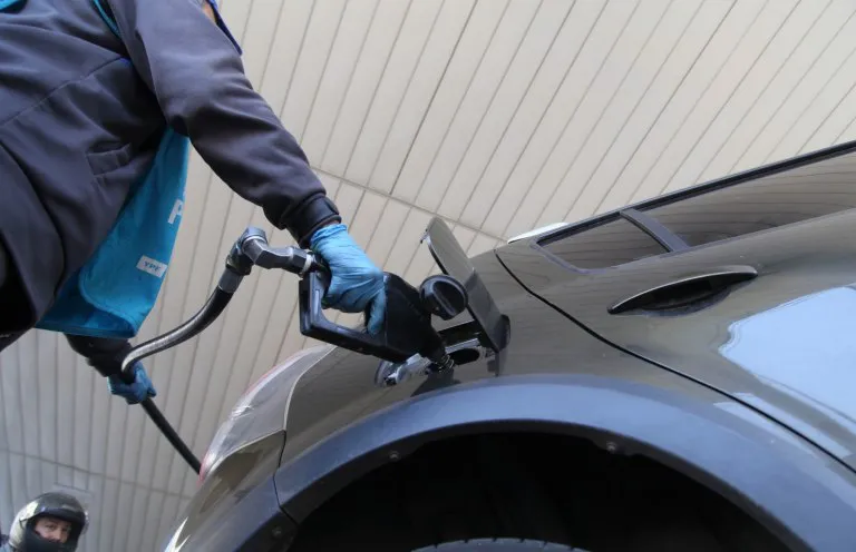 20d0fd1be0d2dbecddf83c403f246aef_M