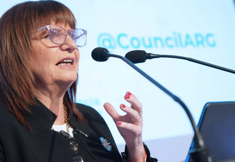 8a4a8626a12920ed8a7c2fa62ea5de73_M