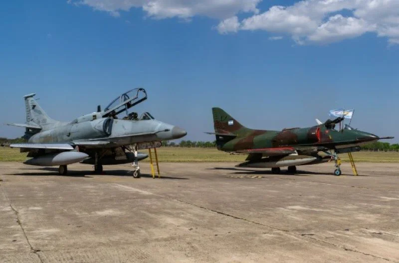 A-4AR Fightinghawk 2