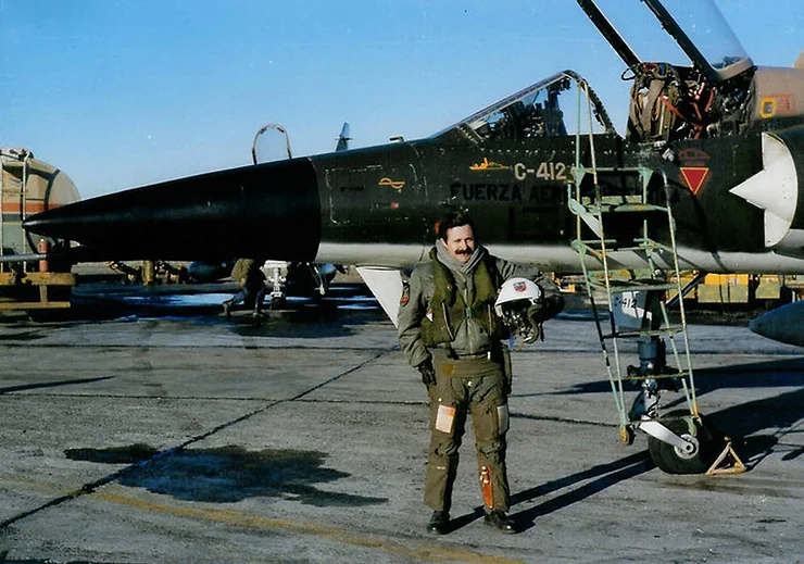 faeb1f_f85e4c66924641cbb9ea658ad6870138~mv2