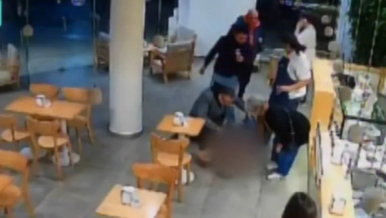 56d2d2ffca15af3ca5673792c647ee6b_M