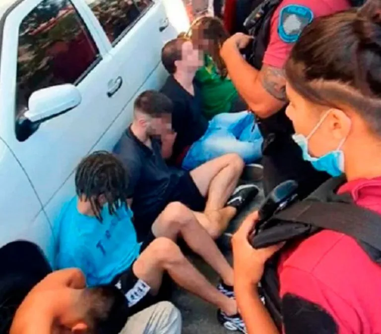 1706fb4e22f24105fd97b1dc6da97800_M