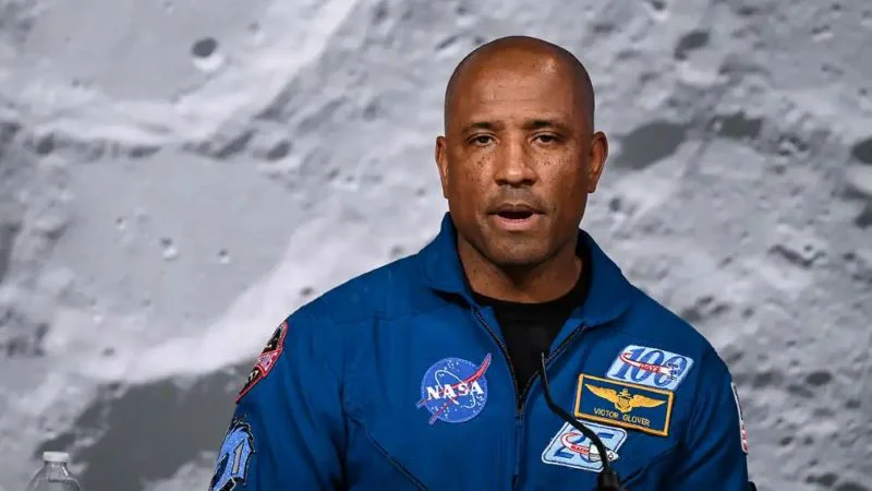 el-astronauta-victor-glover-sobre-la-reentrada-a-la-atmosfera-de-artemis-ii