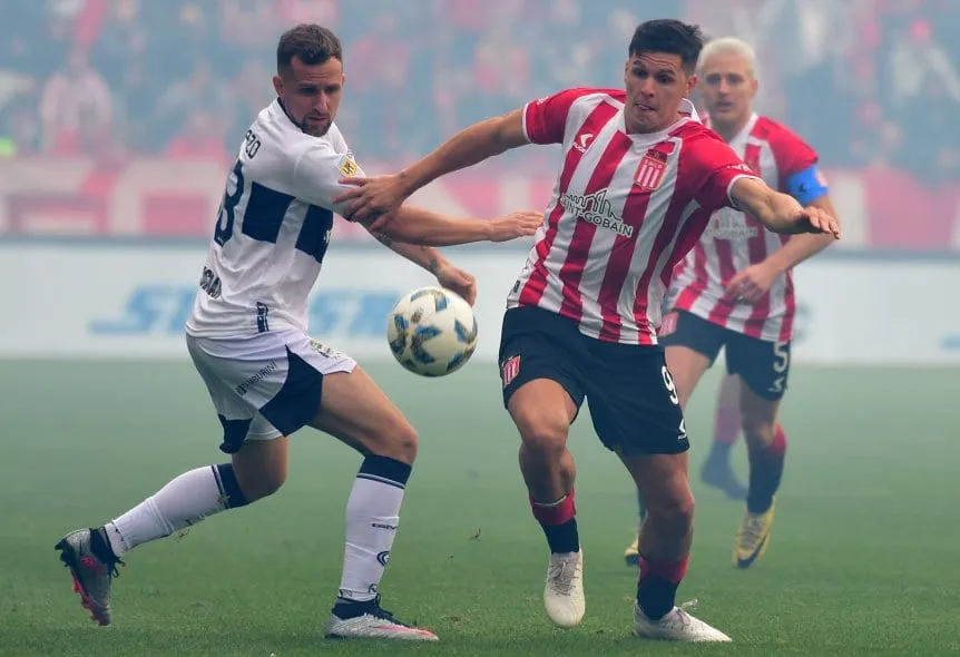 estudiantes gimnasia