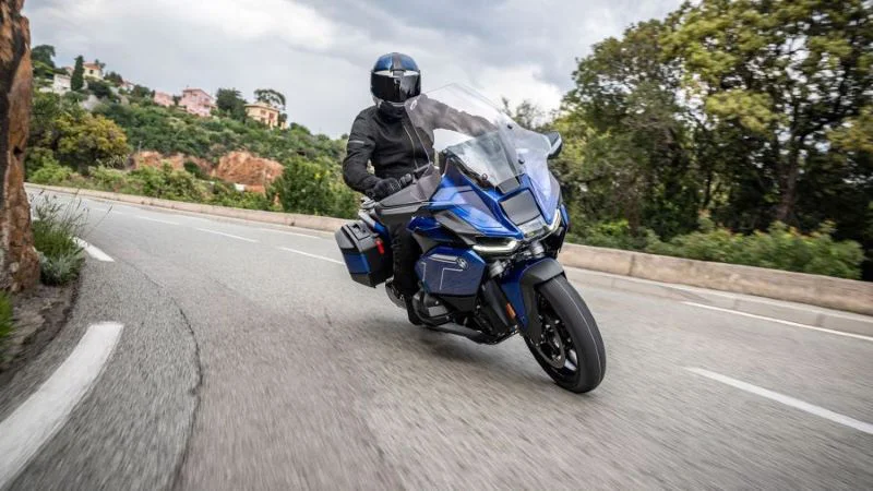 bmw-r-1300-rt 2