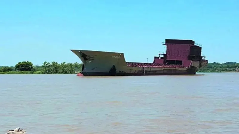 buque-uros-z