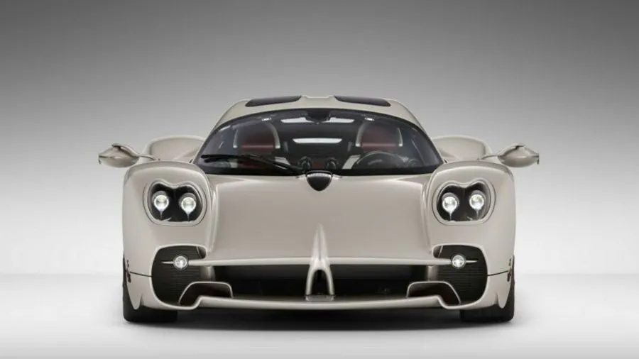 un-millonario-pintara-su-pagani-utopia-con-polvo-lunar-1800464