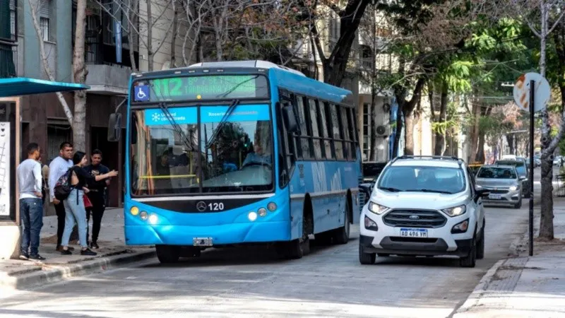 colectivo_calle_maipu.jpg_1756841869