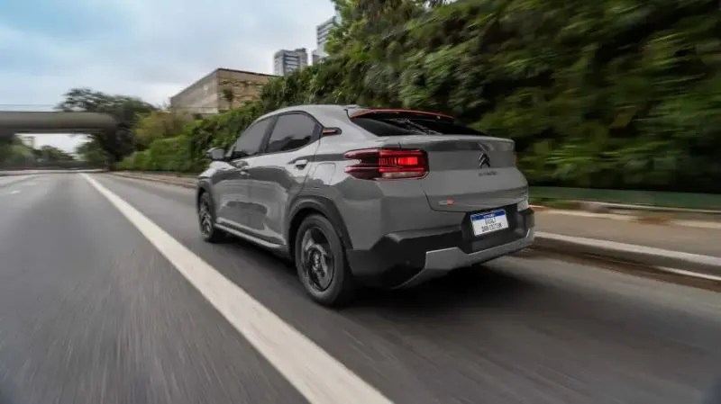 citroen-basalt-dark-edition 3