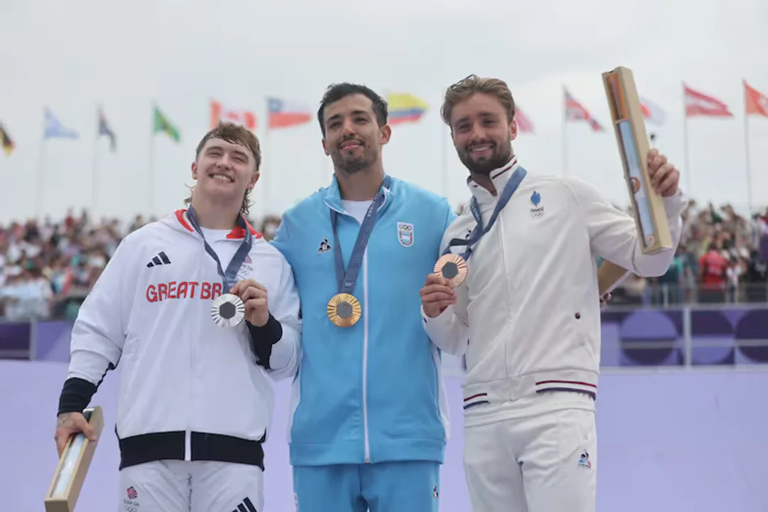 Maligno Torres Podio Oro