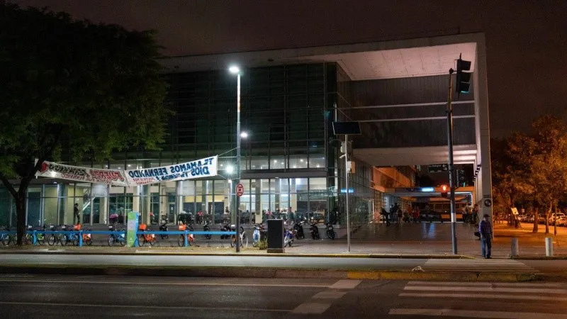 hecanoche_crop1693059384117.jpg_1756841869