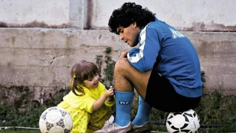 664389-47295-dalma-2520maradona-2520y-2520diego_crop1700916212441.jpg_1756841869