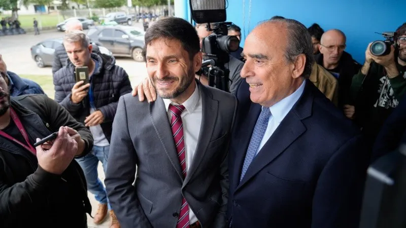 pullaro_y_francos.jpg_1756841869