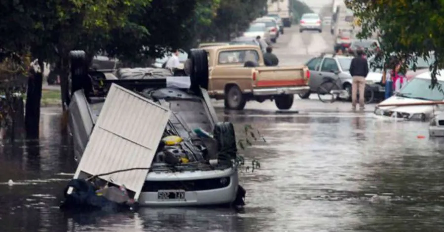 Auto Inundado