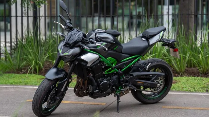 kawasaki-lanza-la-z900 2