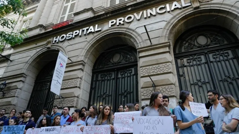 medicos_reclamo_provincial.jpg_1756841869