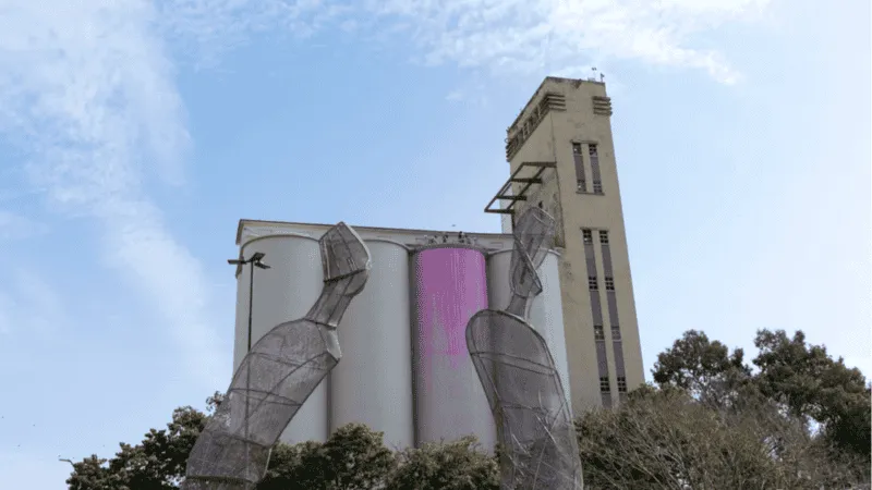 Silos Davies