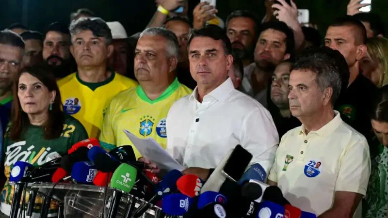 flavio-bolsonaro-elecciones-en-brasil