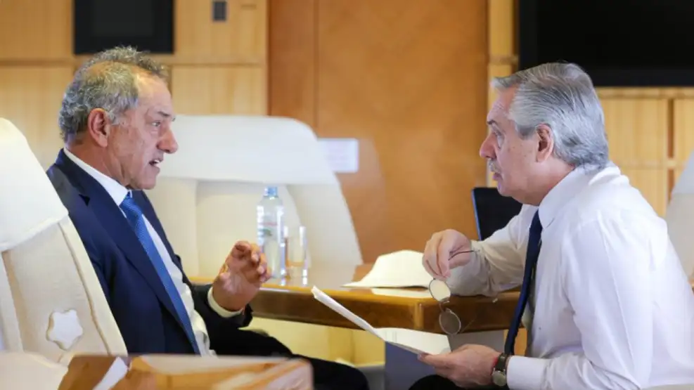 el-presidente-alberto-fernandez-y-daniel-scioli-1596296