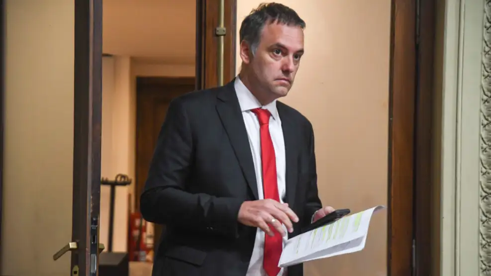 manuel-adorni-1741859