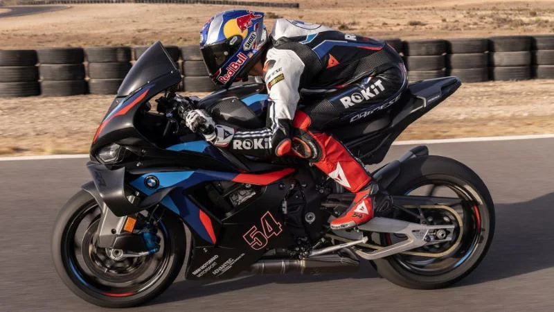bmw-m-1000-rr-m-competition 1