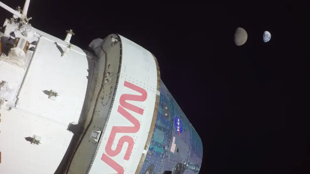 la-nasa-compartio-una-fotografia-de-la-tierra-y-la-luna-que-nunca-habia-sido-vista-1463103