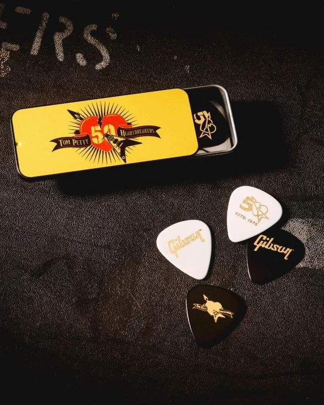 GIBSON-TOM-PETTY-6