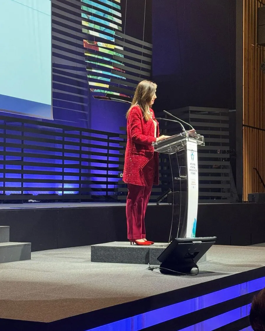 victoria villarruel 4